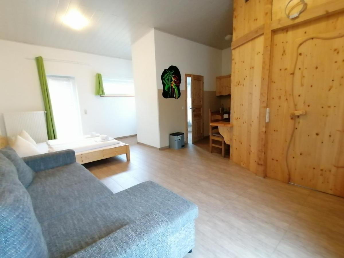 Campingplatz Am Treidlerweg 柯尼希施泰因易北 外观 照片