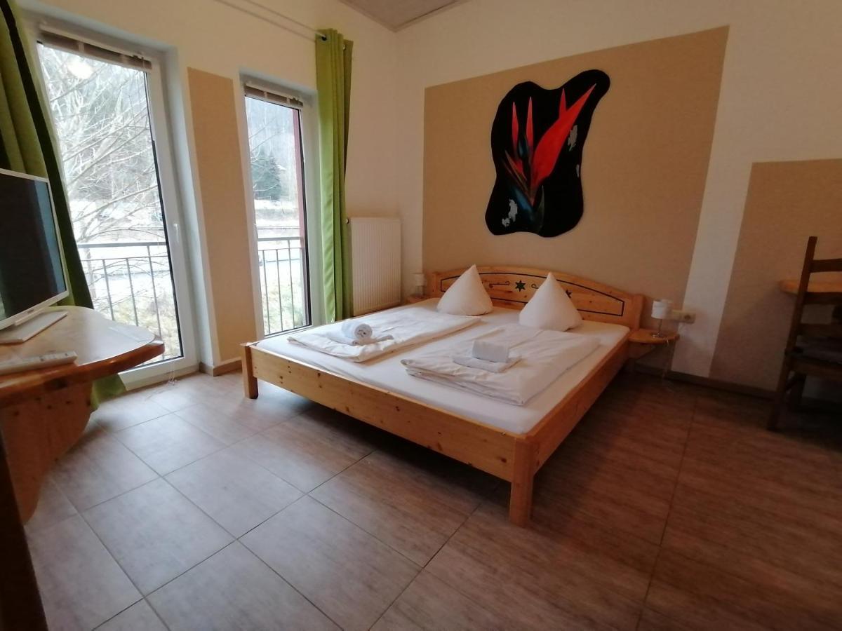 Campingplatz Am Treidlerweg 柯尼希施泰因易北 外观 照片
