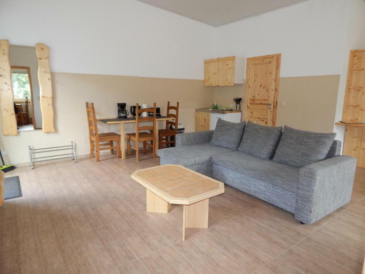 Campingplatz Am Treidlerweg 柯尼希施泰因易北 外观 照片