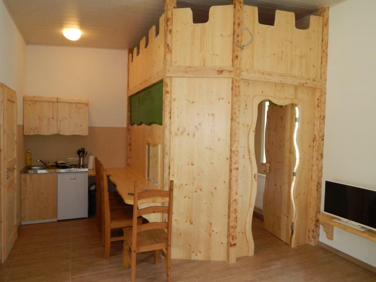 Campingplatz Am Treidlerweg 柯尼希施泰因易北 外观 照片